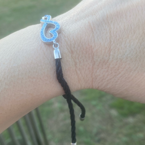 Light blue crystal heart bracelet NWT - Picture 11 of 11